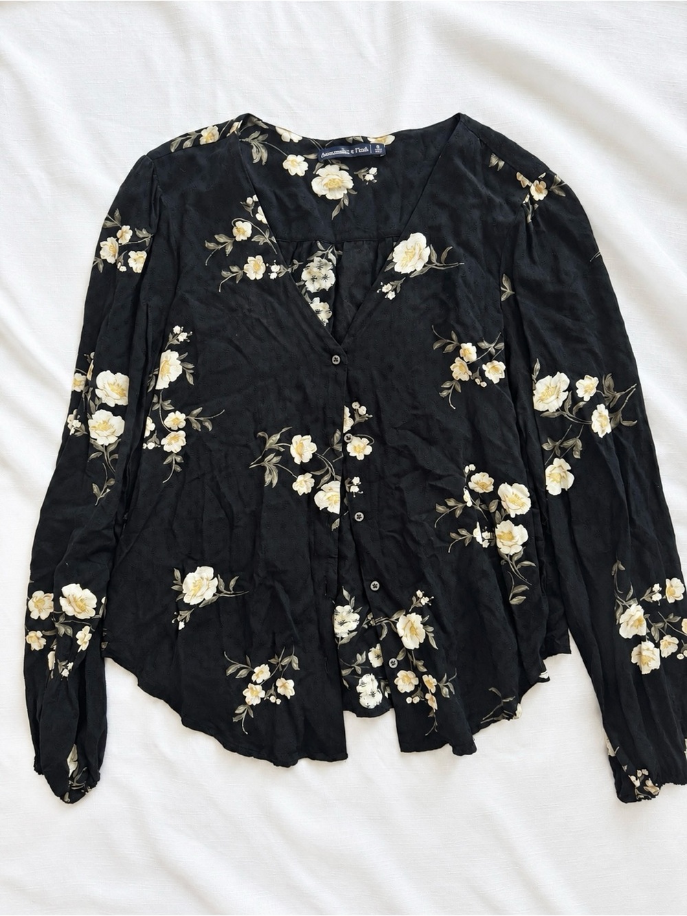 Abercrombie & Fitch Black Floral Long Sleeve Button Front Blouse Size Small